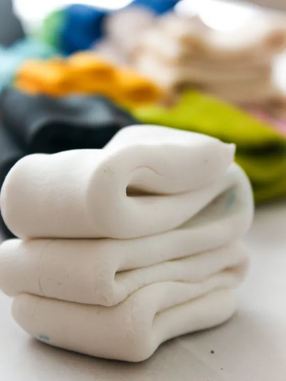 IMG_4465_750x750.webp Fondant - White (Premium) - Image 1